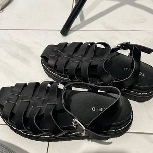 TORRID black mini platform sandal women’s 8